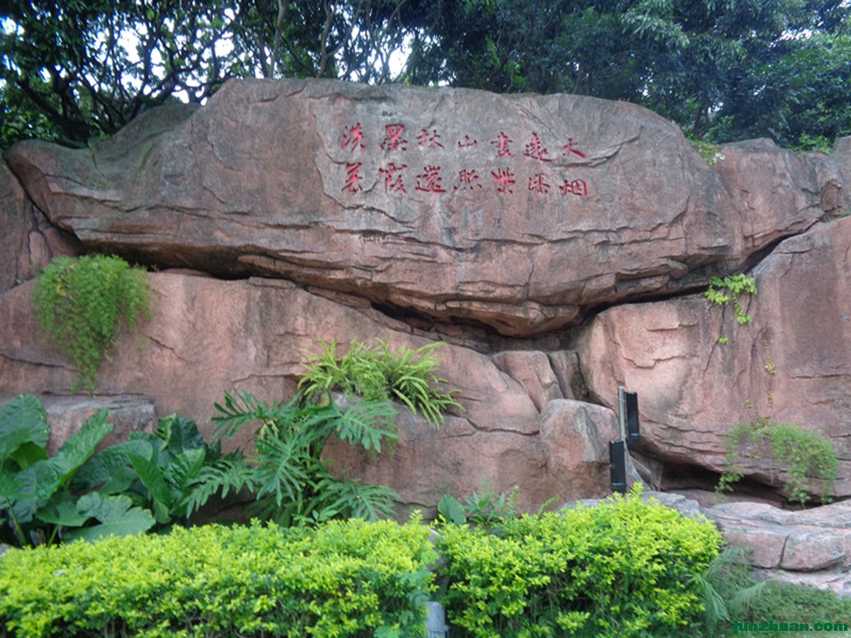 DSC04156_.jpg