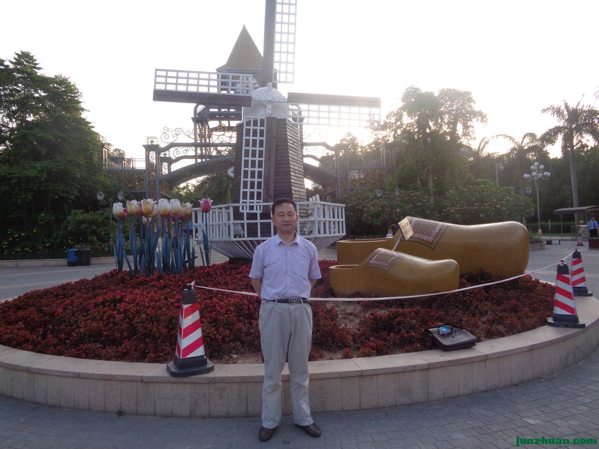 DSC04825_.jpg