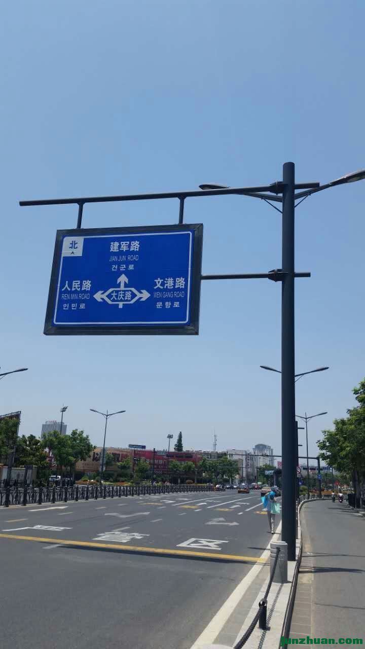 ߺ˻߳˶࣬ܶ඼кıʾ