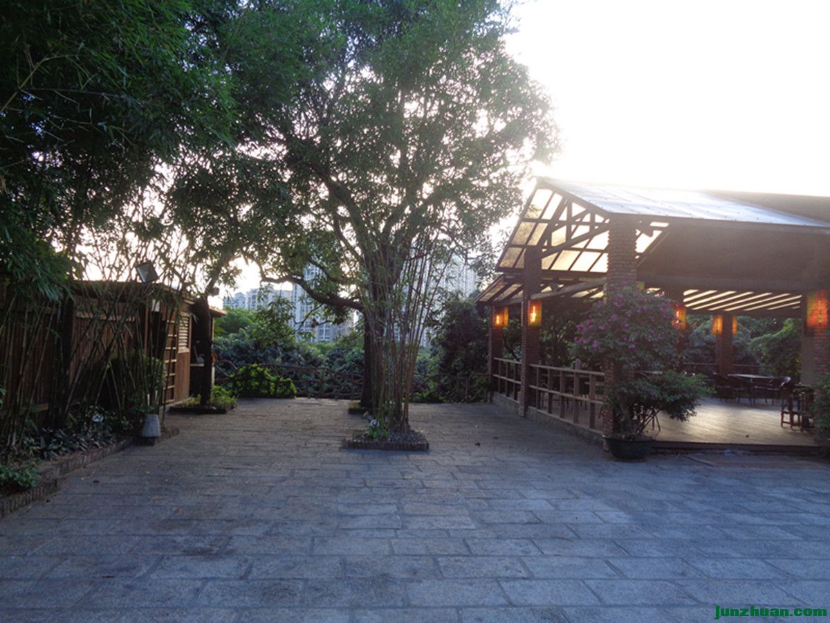 DSC00666_.jpg