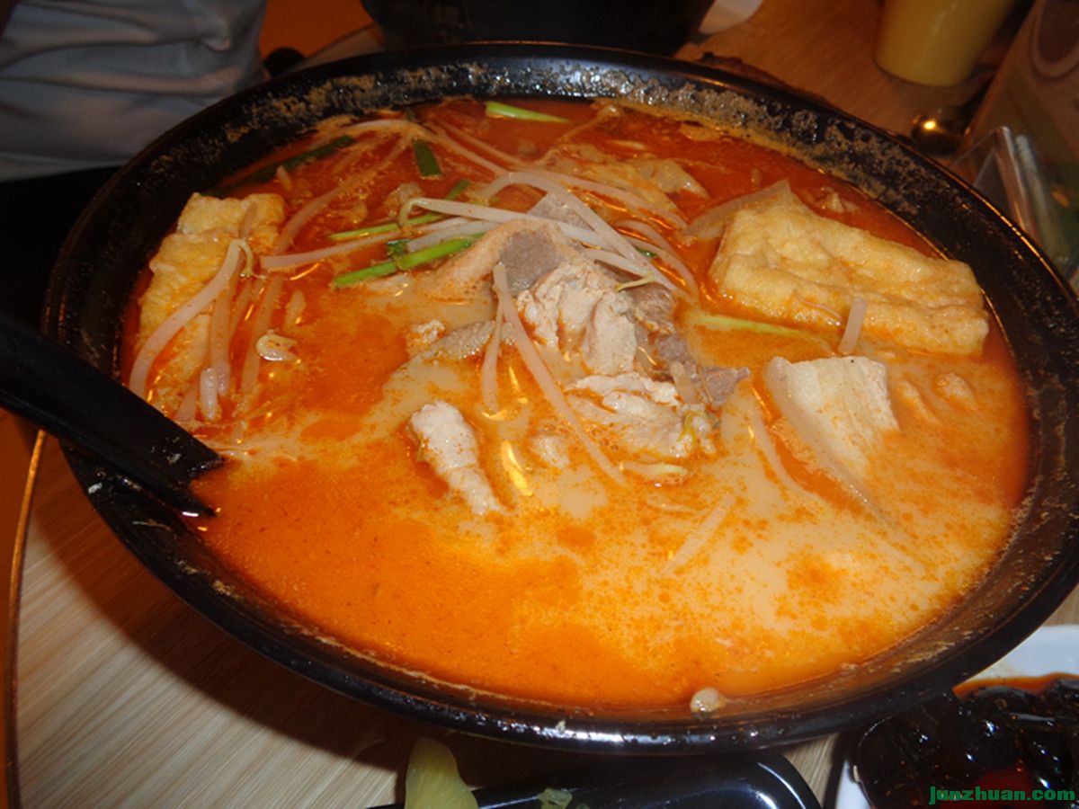 DSC00240_.jpg