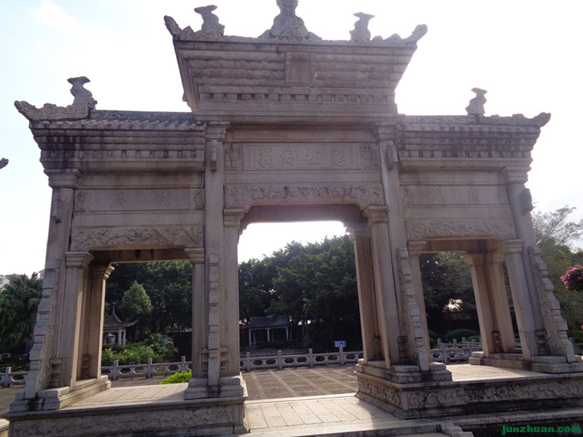 DSC02702_.jpg