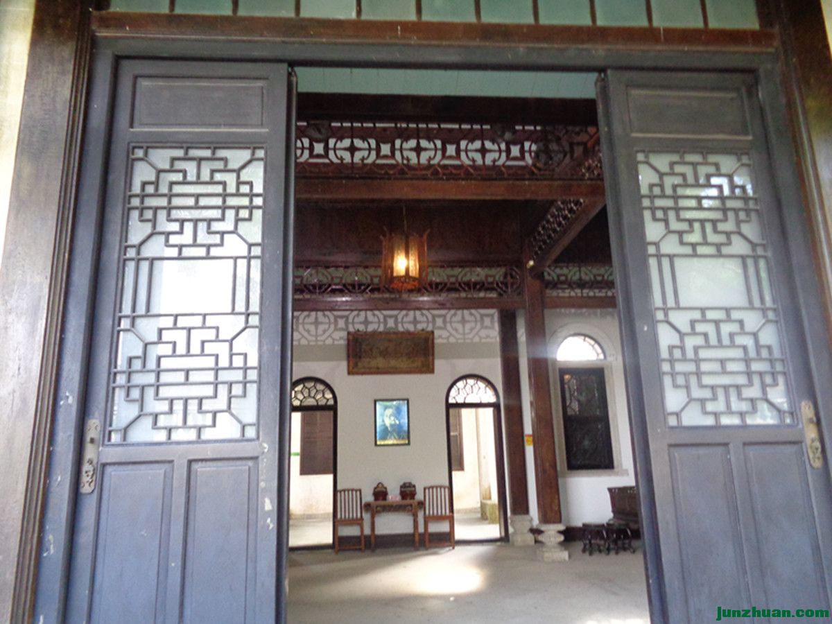 DSC02760_.jpg
