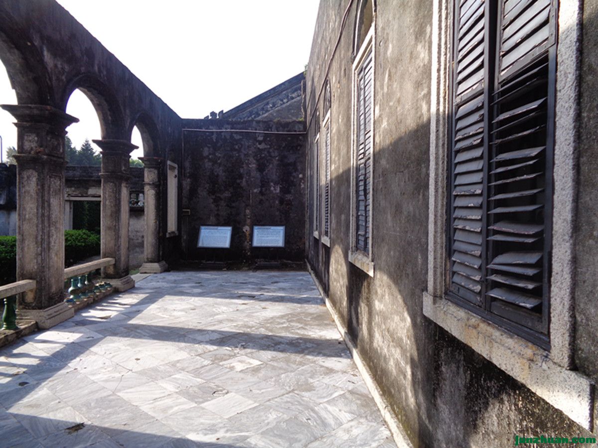 DSC02771_.jpg