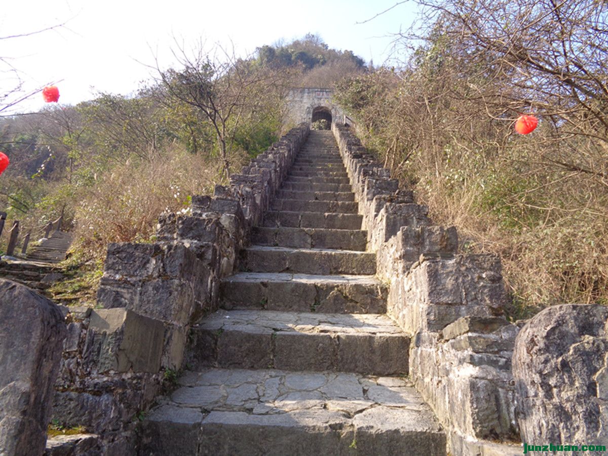 DSC06973_.jpg