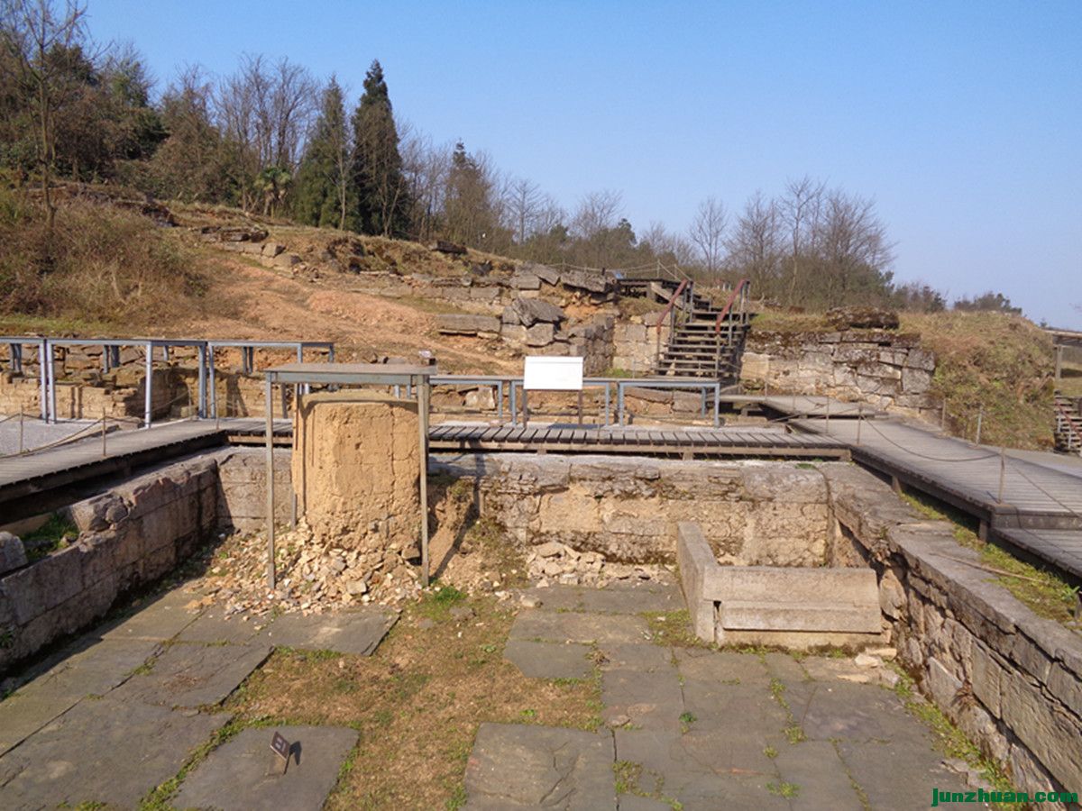 DSC07008_.jpg