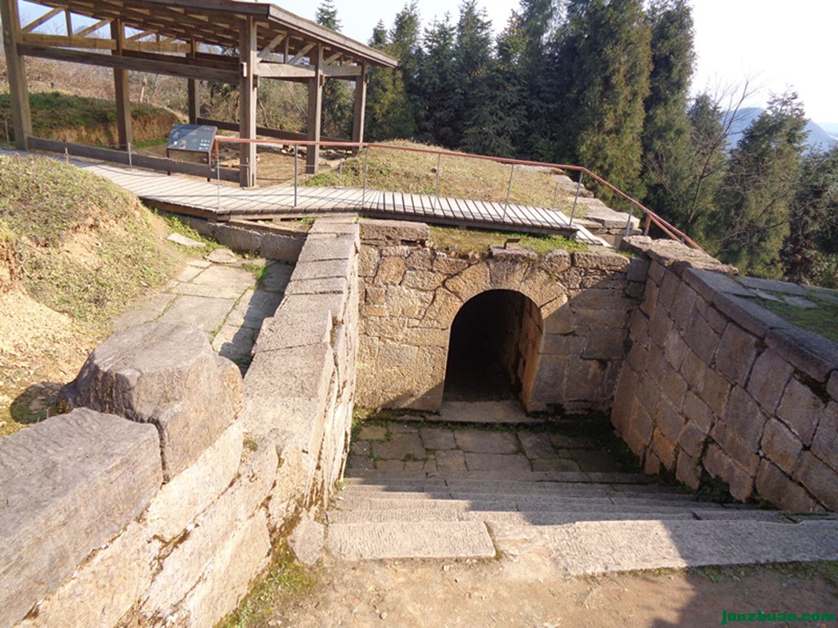 DSC07023_.jpg