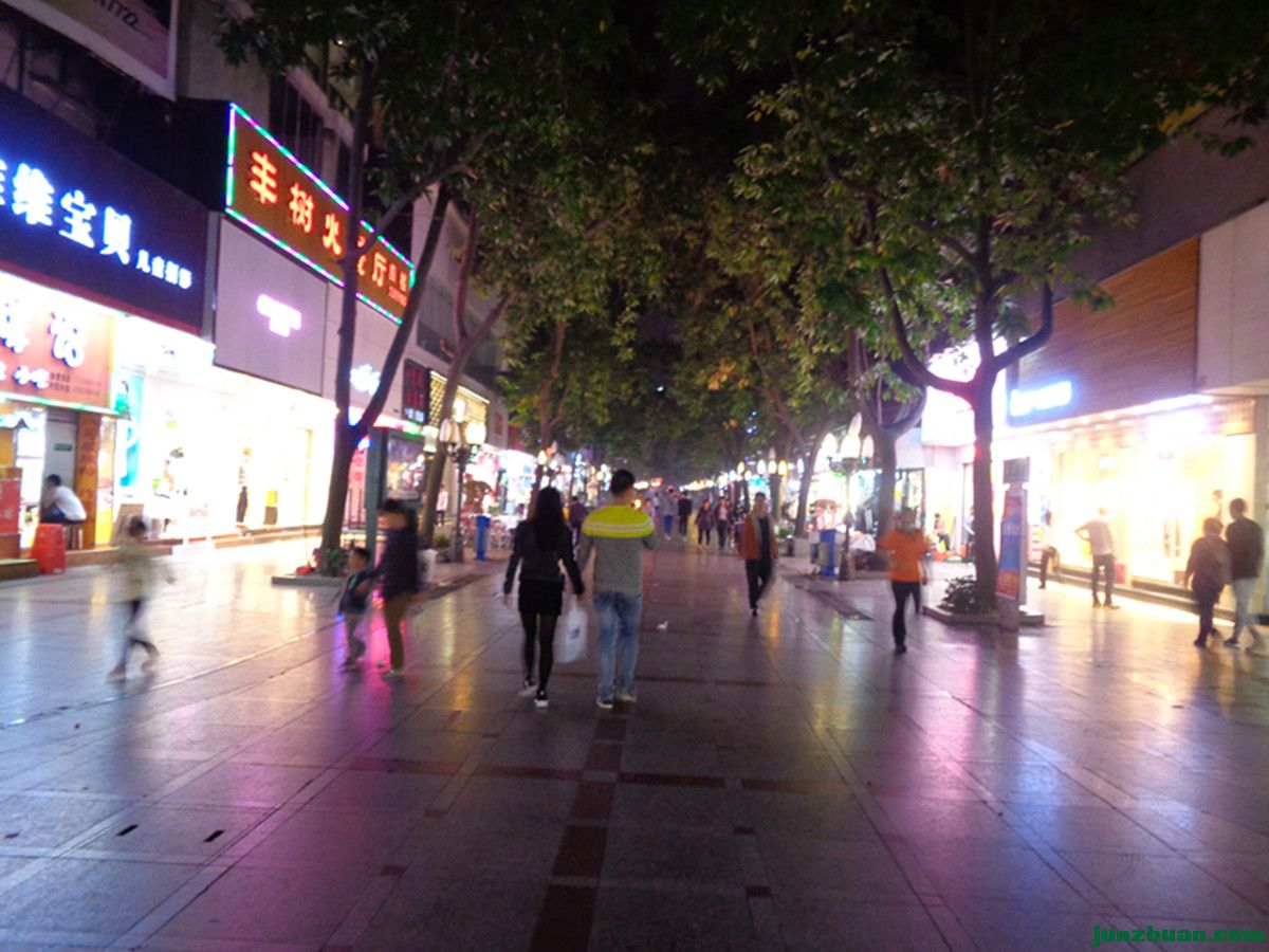 DSC07595_.jpg