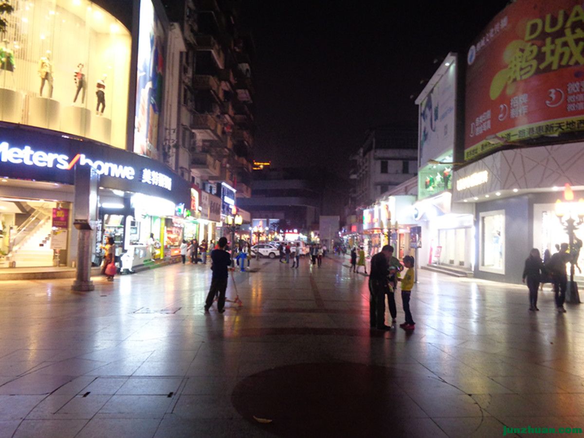 DSC07596_.jpg