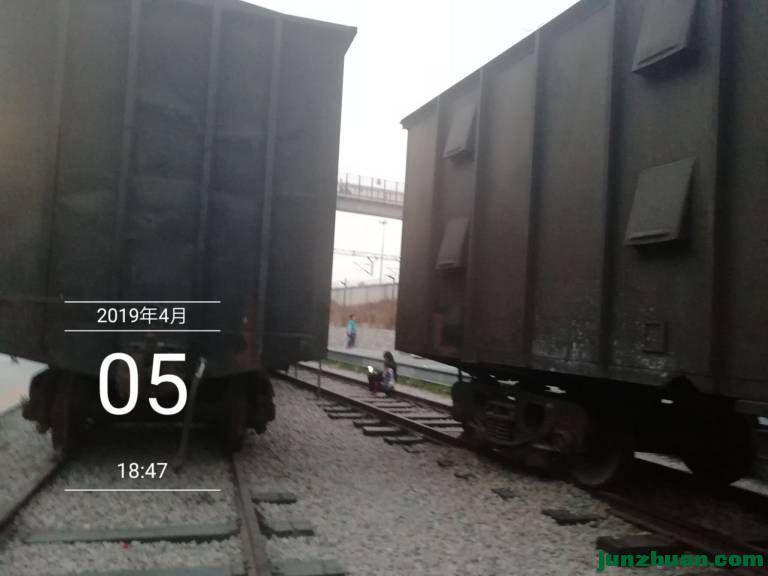 [Thumb]640483267840-e55dc67f-0a2f-38be-b6fe-36046824425f.jpg