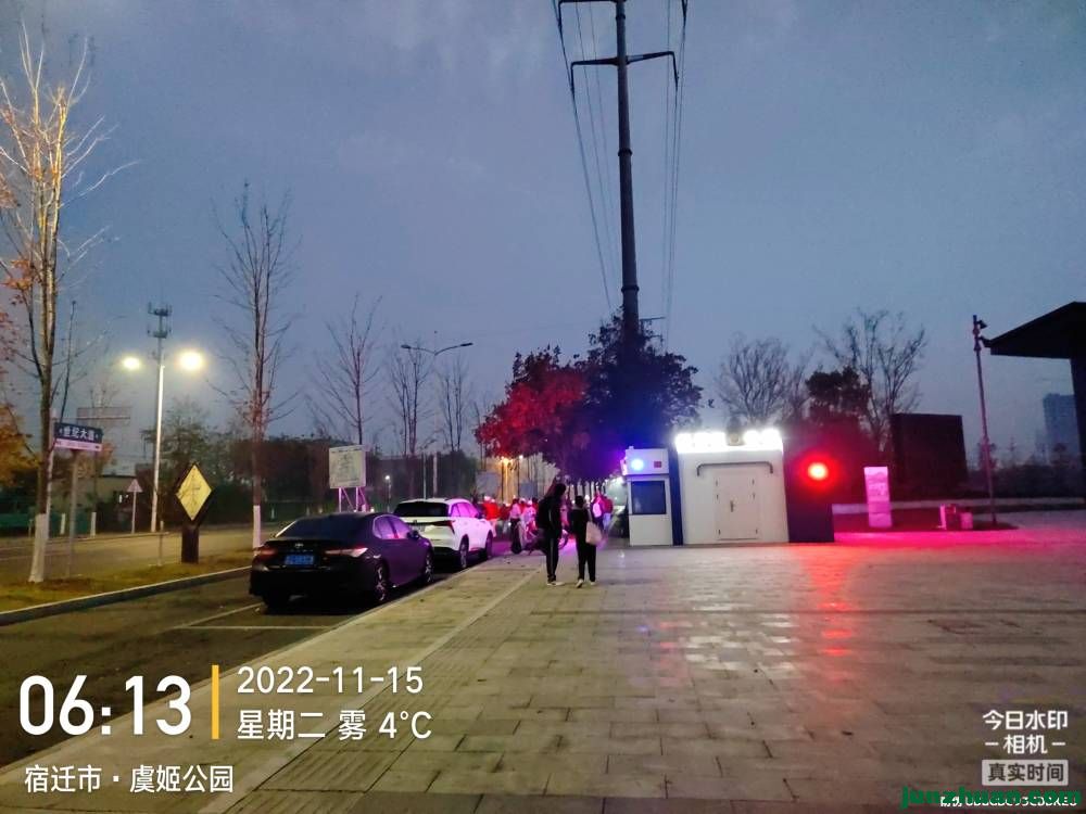 [Thumb]640482858711-5b3263a8-69a8-3890-8cfd-f4c371fb6271.jpg